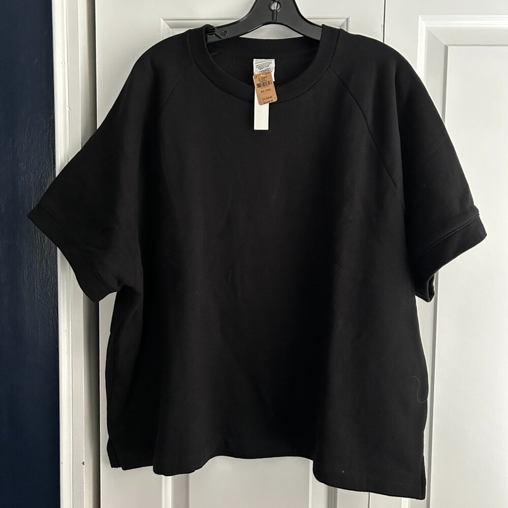 Victoria's Secret Short-Sleeve BLACK Sweatshirt WOMENS XXL **NWT**